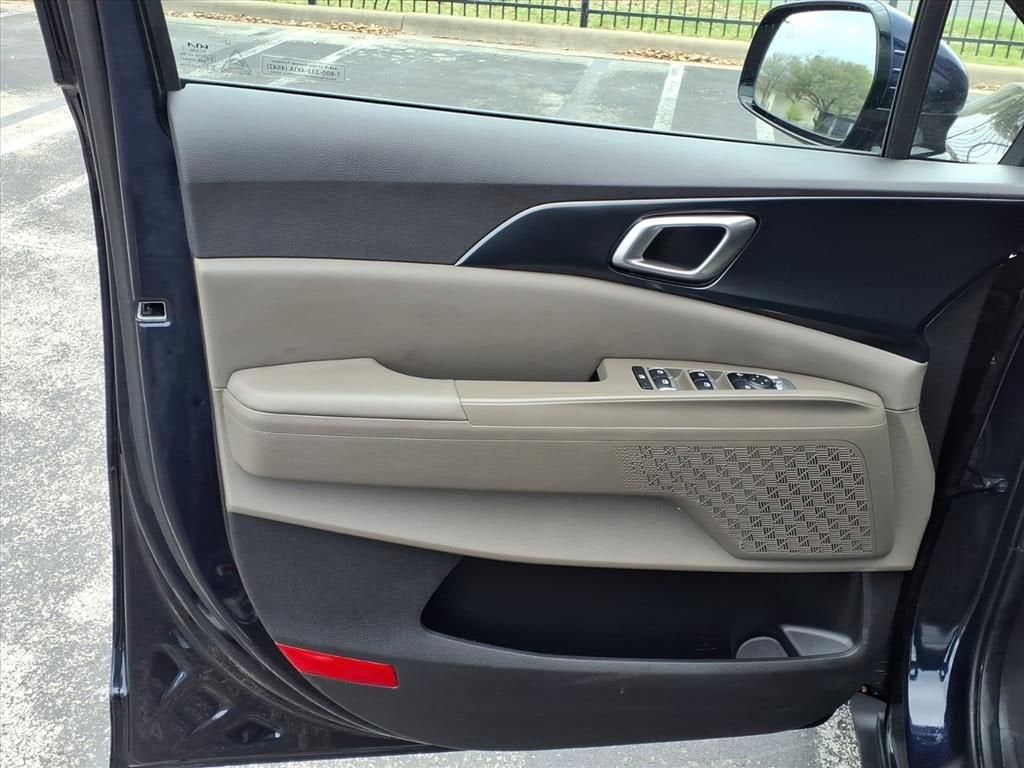 2025 Kia Carnival LXS