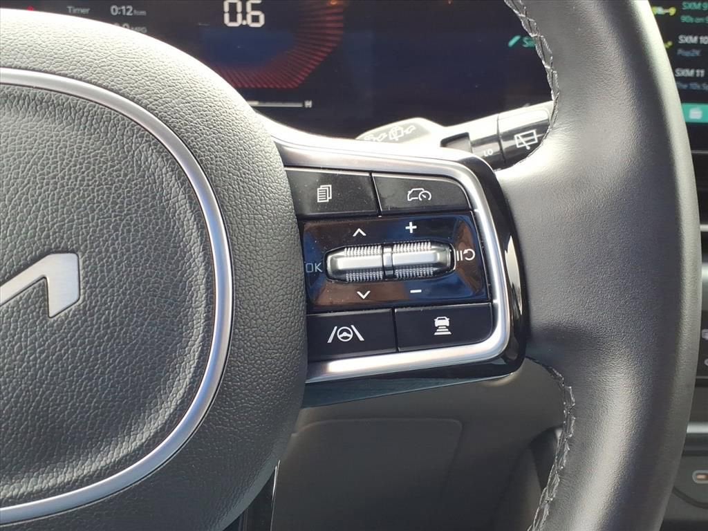 2025 Kia Carnival LXS