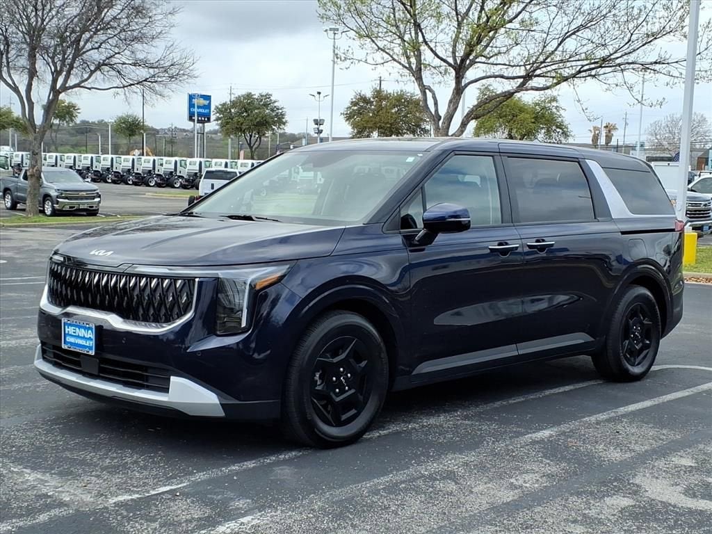 2025 Kia Carnival LXS