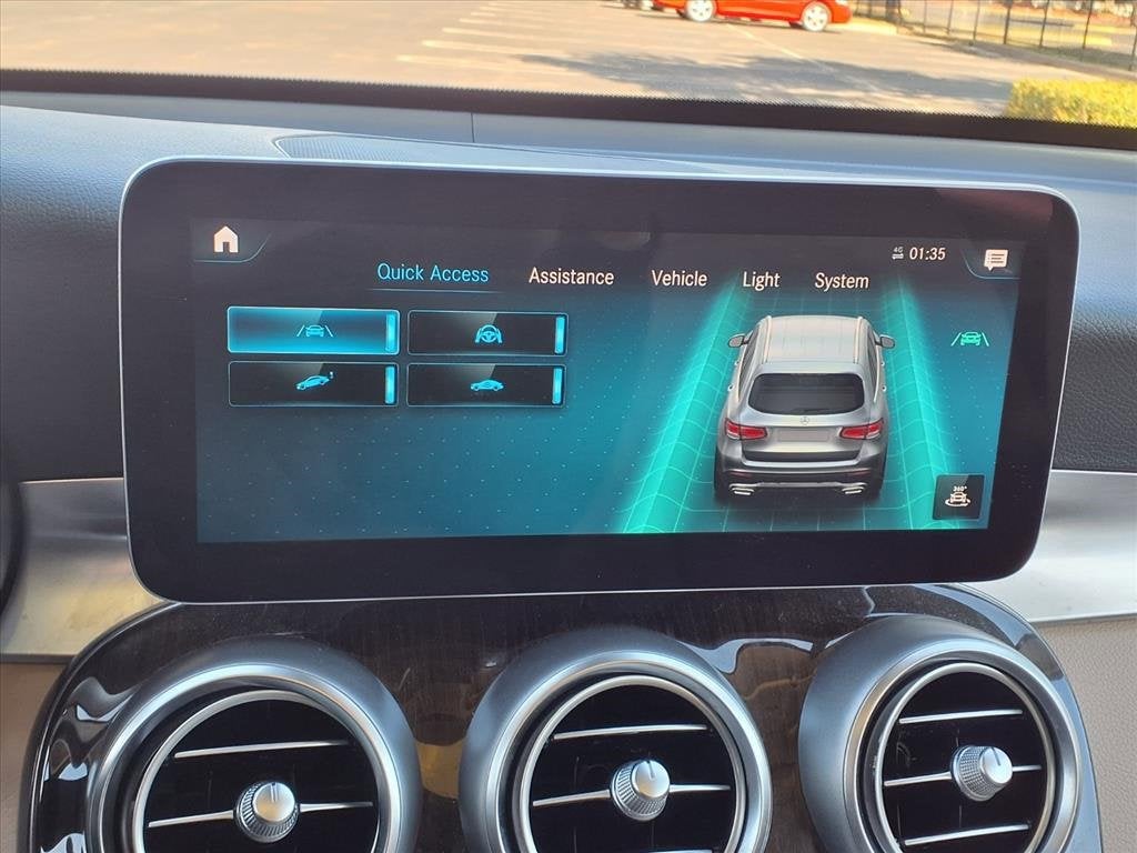 2021 Mercedes-Benz GLC GLC 300