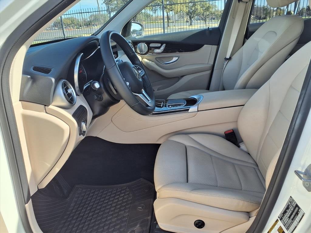 2021 Mercedes-Benz GLC GLC 300