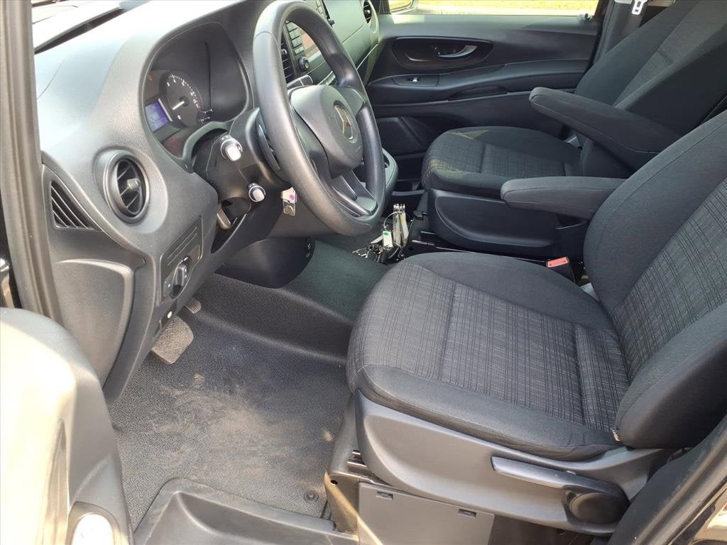 2019 Mercedes-Benz Metris Passenger Van Base