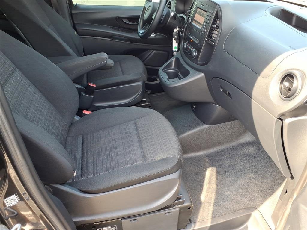 2019 Mercedes-Benz Metris Passenger Van Base