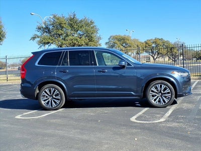 2020 Volvo XC90 Momentum