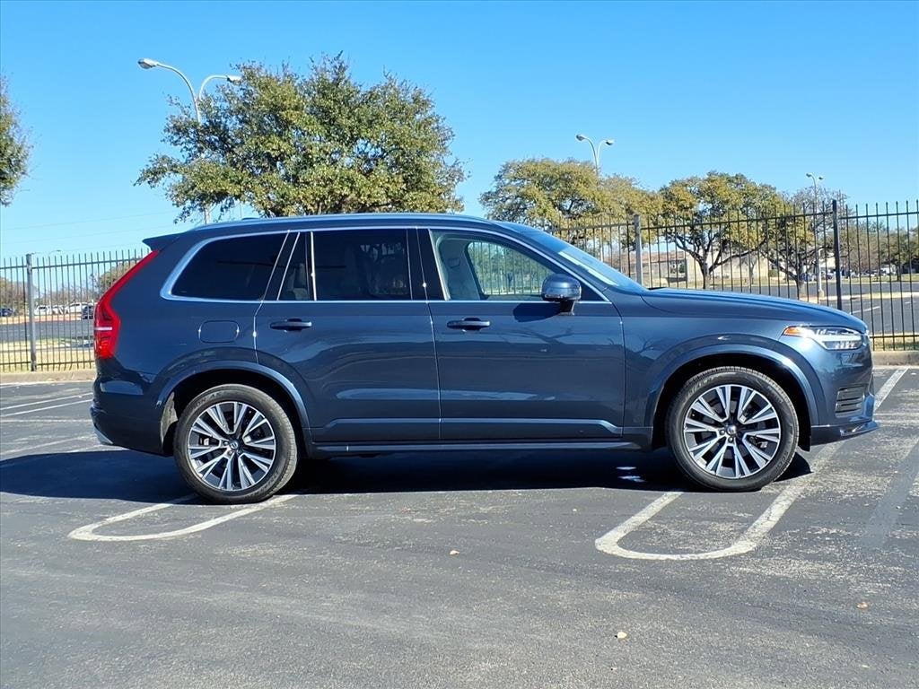 2020 Volvo XC90 Momentum