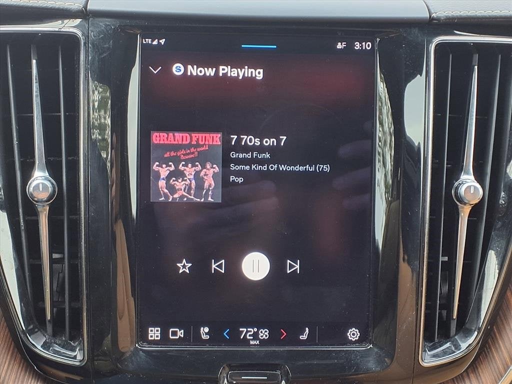 2022 Volvo XC60 Inscription