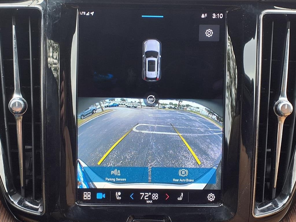 2022 Volvo XC60 Inscription